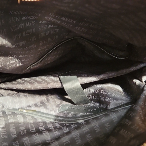 Steve Madden black extra large shoulder bag plus backpack - Picture 6 of 16